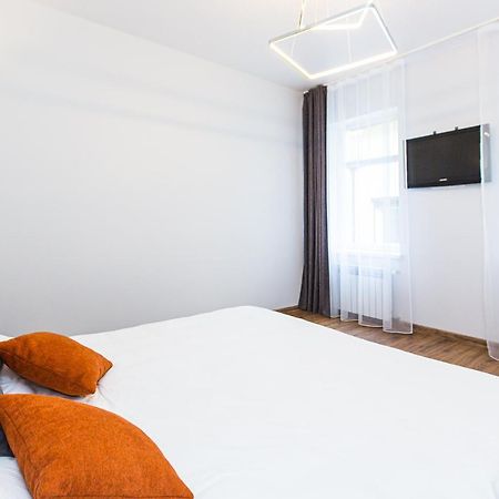 3 Vodna Apartment Lviv Exterior photo