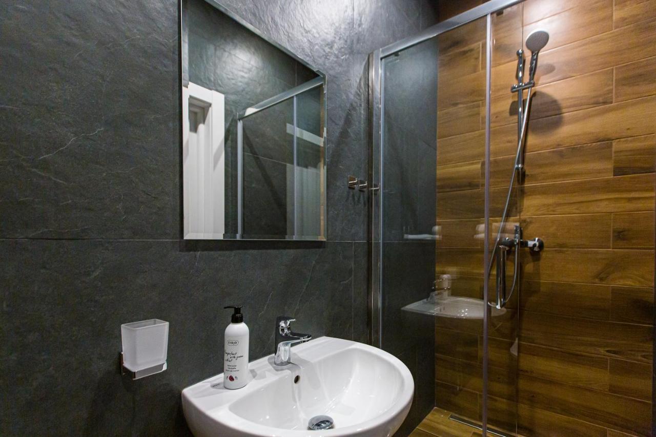 3 Vodna Apartment Lviv Exterior photo